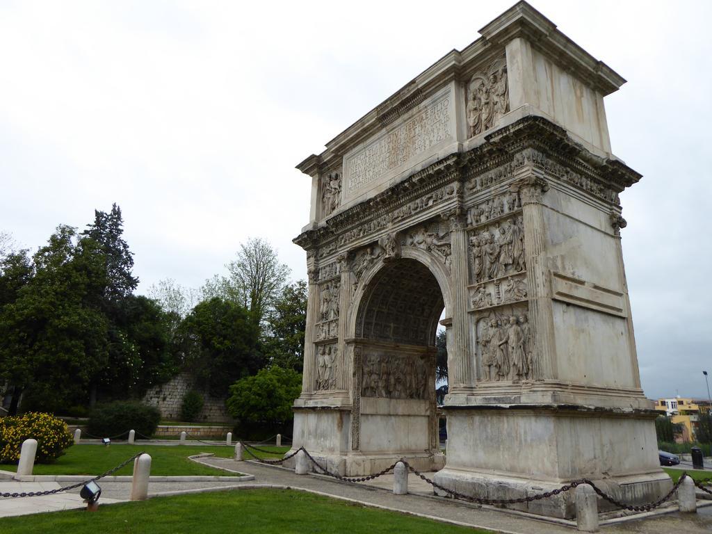 فيلا Pietre Di Fiume Apice المظهر الخارجي الصورة